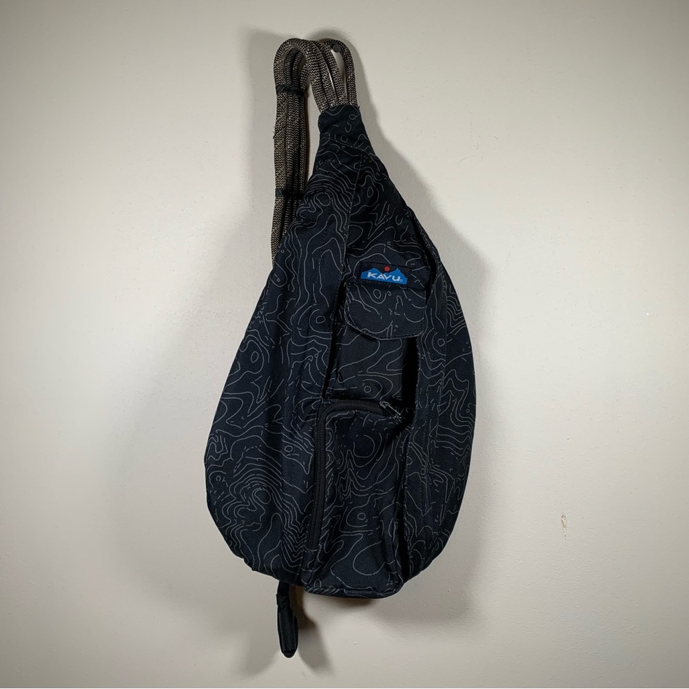 Kavu Rope Sling Bag Crossbody Purse Backpack Black Topo White Great Condition